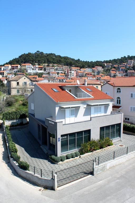 Apartments Ella Šibenik Kamer foto